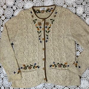 Vintage hand embroidered cable knit cardigan with wooden buttons oversized